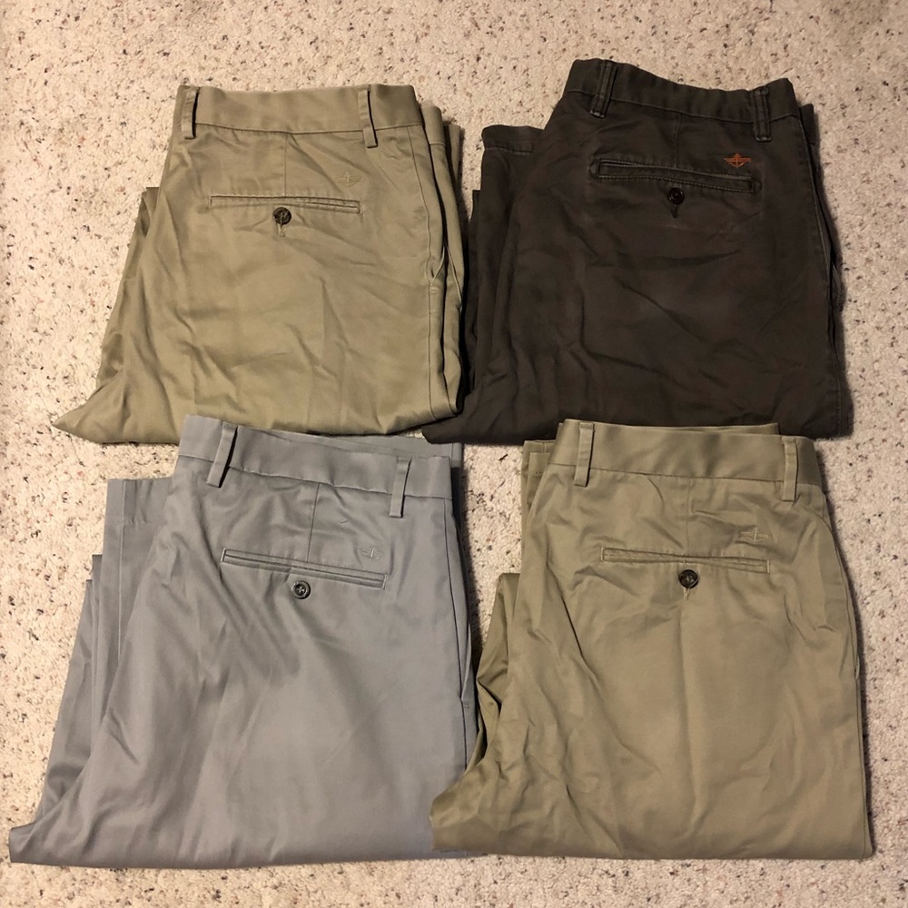 38/34 Classic Fit Dockers - Set of 4